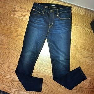NWOT. Woman’s Hudson Jeans. Size 27.